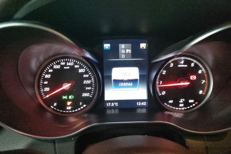 Used Mercedes-Benz GLC 2017 GLC 260 4MATIC Luxury Model
