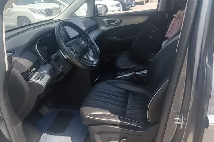Used Roewe iMAX8 2022 400TGI Prestige Edition