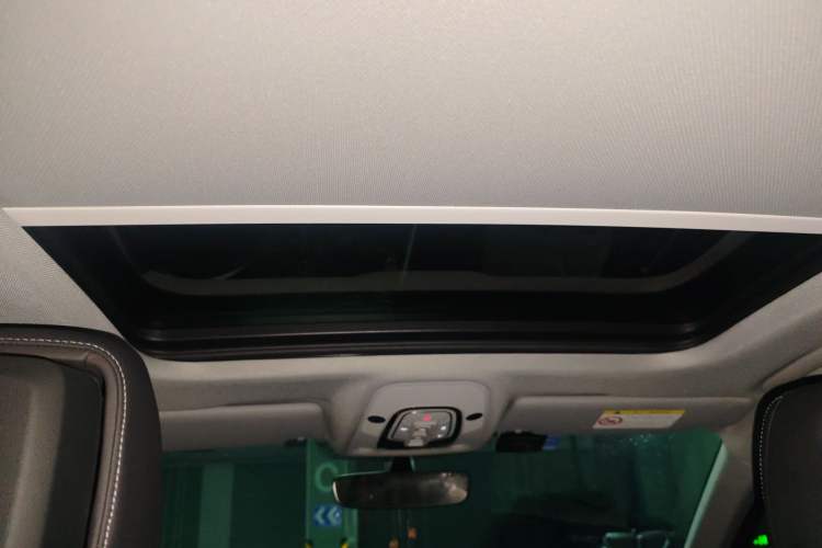 Used Audi A4L 2021 40 TFSI Enjoy Life Edition Headliner