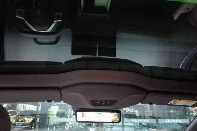 Used Avatr 06 2025 Max All-Electric Version