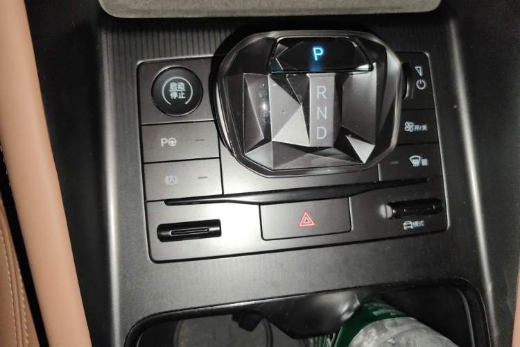 Used BYD Song L EV 2024 662 km Excellence Version