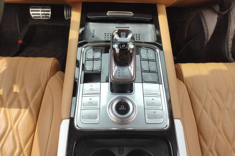 Used Tank 500 New Energy 2023 Hi4-T
