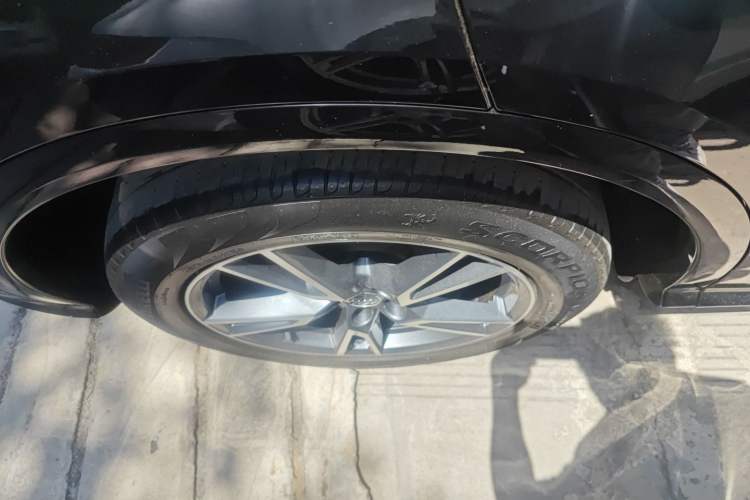 Used Audi Q5L 2020 45 TFSI Prestige Fashion Model Right Rear Wheel Hub