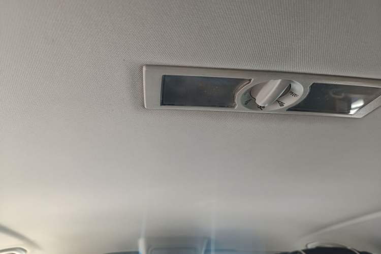 Used Volkswagen Tiguan 2015 1.8TSI Automatic Two-Wheel Drive Comfort Edition Headliner