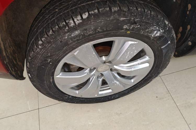 Used Peugeot 2008 2014 1.6L Automatic Fashion Edition
