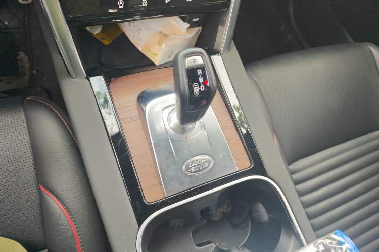 Used Land Rover Discovery Sport 2020 249 PS R-Dynamic Performance Tech Edition 5 Seats
