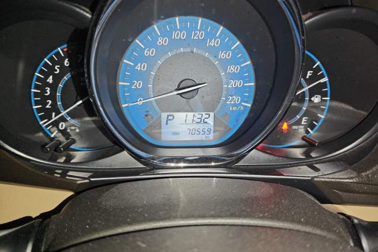 Used Toyota YARiS L Zhi Xuan 2014 1.5G Automatic Xuan Dong Edition Odometer Close Up