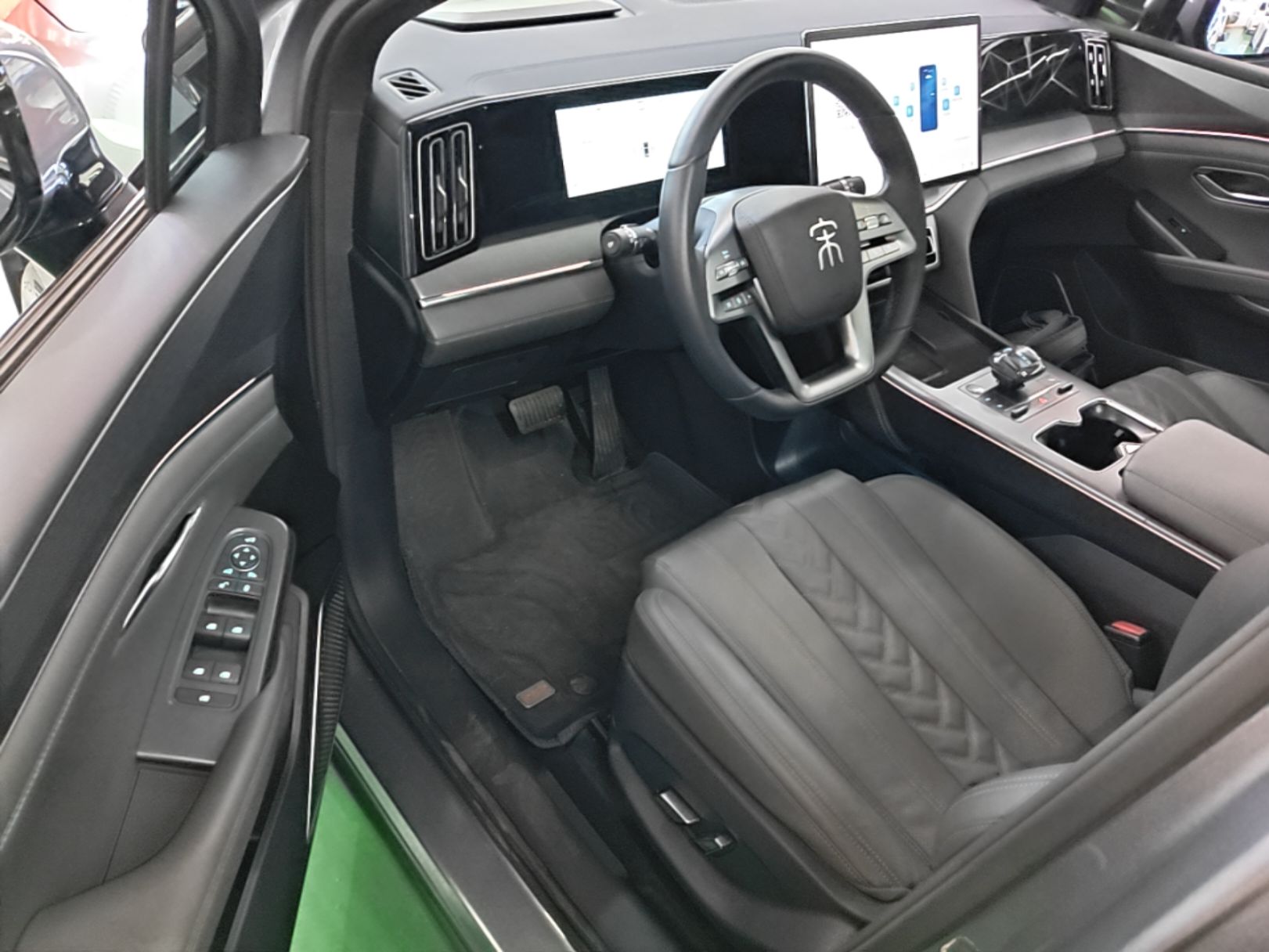 BYD Song L DM-i 2025 Intelligent Driving Version 160 km Beyond-Range Type — снимка 18