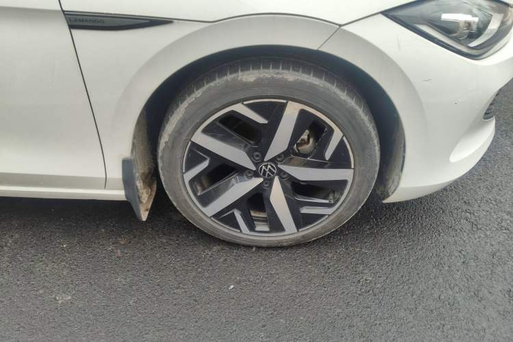 Used Volkswagen Lamando 2022 Lavida L 280TSI DSG Cool & Spicy Edition
