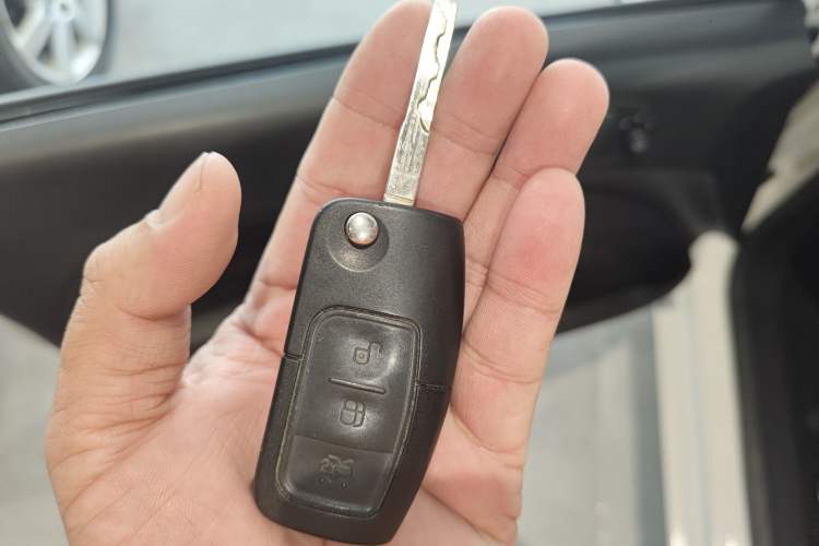 Used Ford Fiesta 2013 Hatchback 1.5L Automatic Fashion Edition