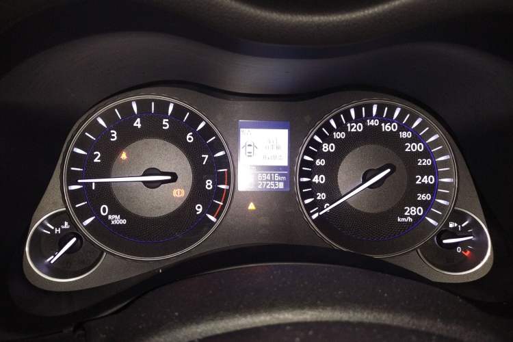 Used Infiniti Q70 2015 Q70L 2.5L Elite Edition Instrument Cluster