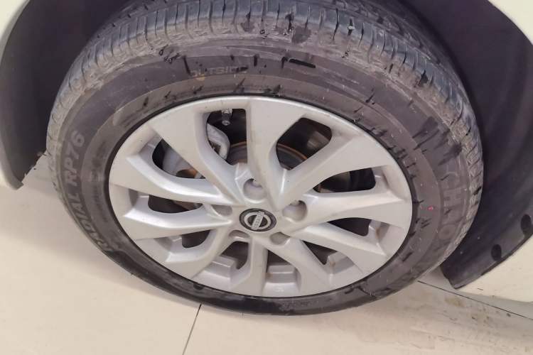 Used Nissan Sylphy 2016 1.6XV CVT Smart Enjoyment Version Left Front Wheel Hub