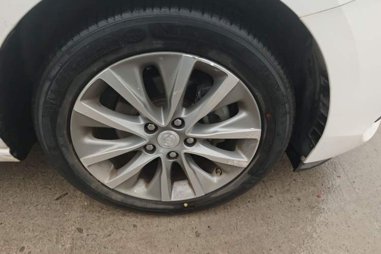 Used Buick GL6 2019 18T 6-Seater Connected Luxury Version China VI Standard
