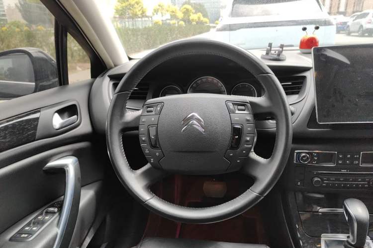 Used Citroen C5 2014 2.0L Automatic Luxury Edition
