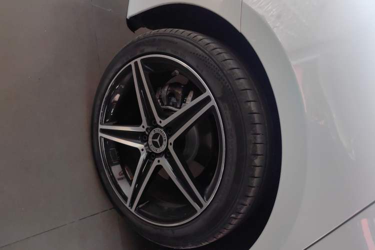 Used Mercedes-Benz A-Class 2022 Second Facelift A 200 L Sport Sedan Fashion Version