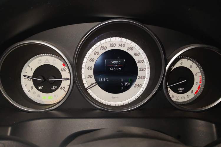 Used Mercedes-Benz E-Class 2014 E 200 Coupe Instrument Cluster