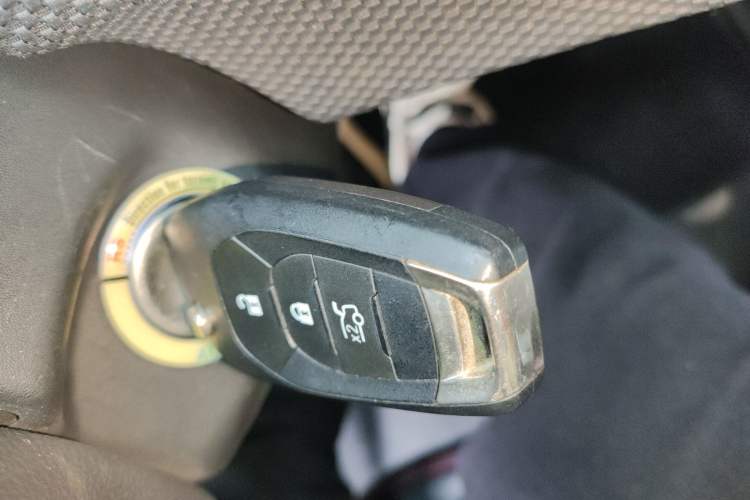 Used Chevrolet Cruze 2017 1.5L Manual Pioneer Edition