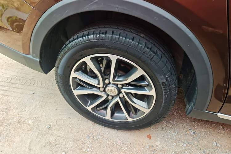 Used Baojun 730 2019 1.5L Manual Fashion Model 7-seater China VI
