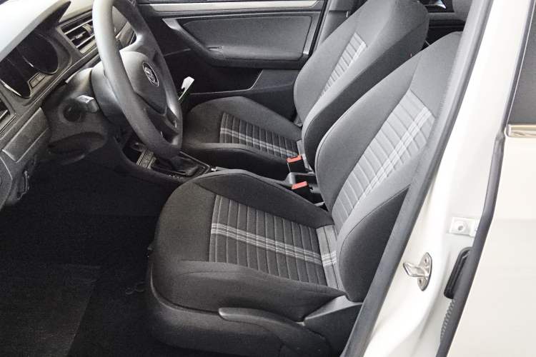 Used Volkswagen Lavida 2019 Lavida Start 1.5L Automatic Trendy Version China VI Standard