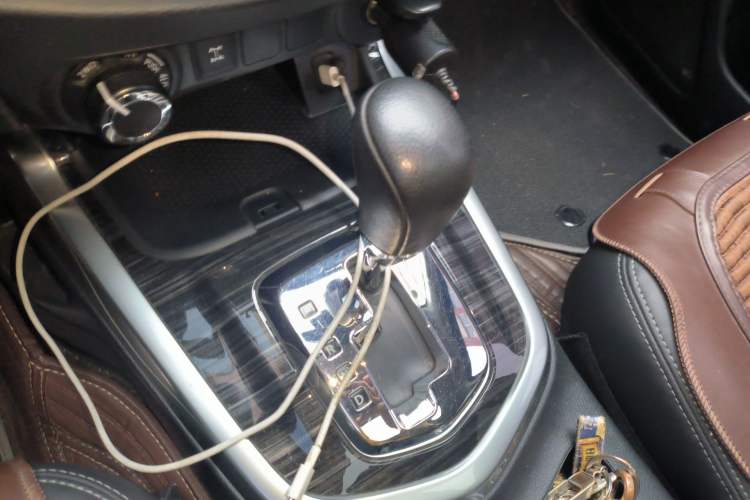 Used Nissan Terra 2020 2.5L XV 4WD Automatic Four-Wheel Drive Flagship Edition
