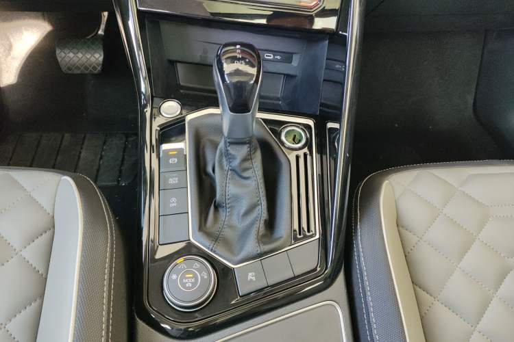 Used Volkswagen Tayron 2024 380TSI Four-Wheel Drive R-Line High-Energy Version