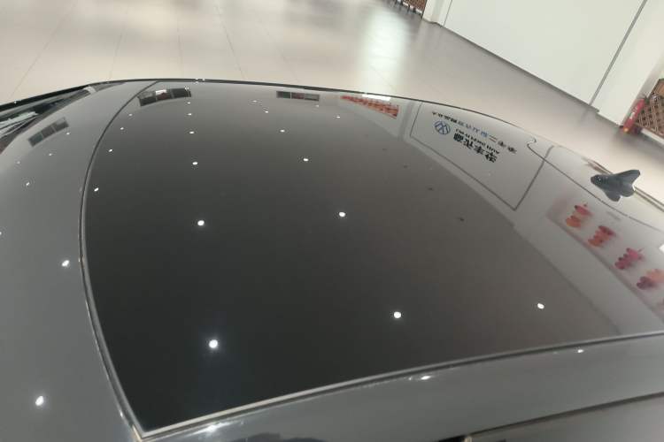 Used Volkswagen ID.UNYX 2024 Pro Long-Range Version Roof