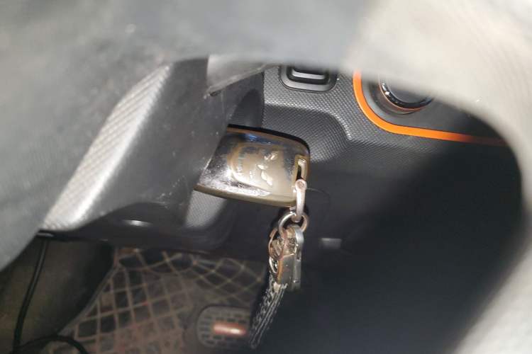 Used Wuling Hongguang MINIEV 2021 Macaron Fashion Model Lithium Iron Phosphate
