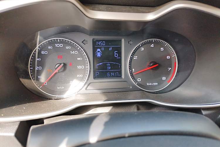 Used MG ZS 2018 1.5L Automatic Luxury Edition China V Standard
