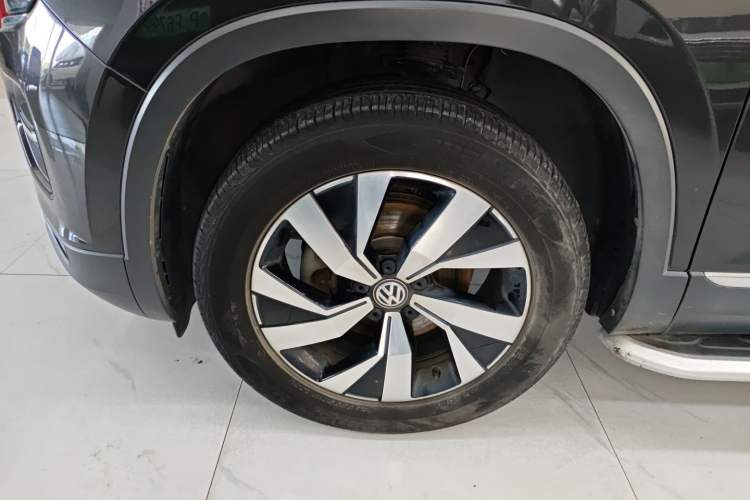 Used Volkswagen Tayron 2019 Teramont Edition 280TSI Two-Wheel Drive Luxury Model China VI Standard Exterior 4