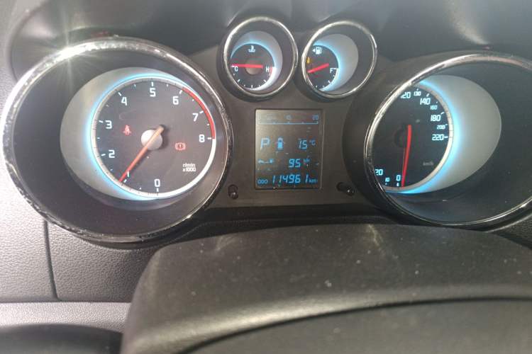 Used Changan CS35 2014 1.6L Automatic Luxury Model China IV Standard