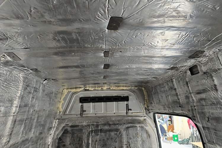 Used Foton Toano 2023 2.8T Manual Jixiang Van Extended Wheelbase Ultra-High Roof with Rear Dual Tires 3-Seater