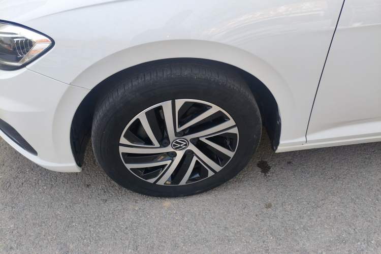 Used Volkswagen Lavida 2022 280TSI DSG Comfort Edition Left Front Wheel Hub