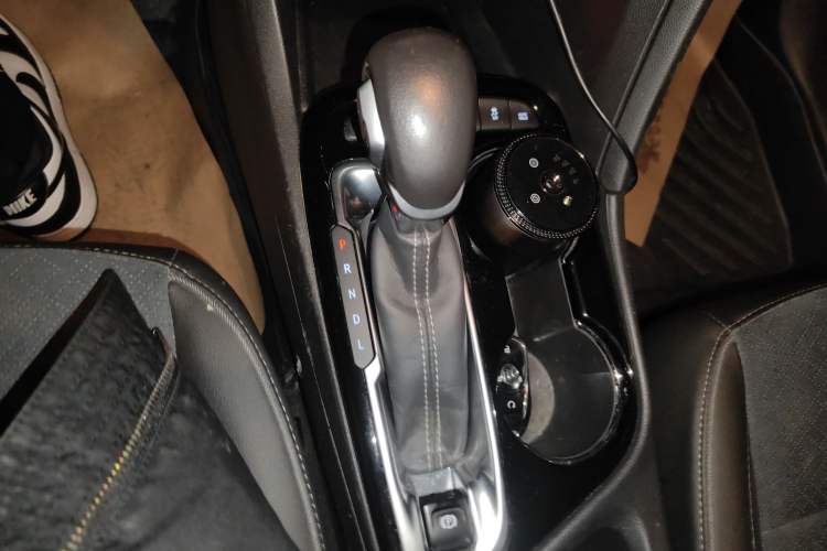 Used Buick Encore GX 2020 20T CVT Two-Wheel Drive Luxury Version
