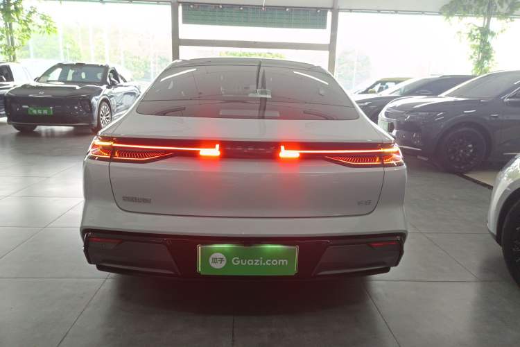 Used Geely Galaxy E8 2025 700 km Long-Range Intelligent Driving Version