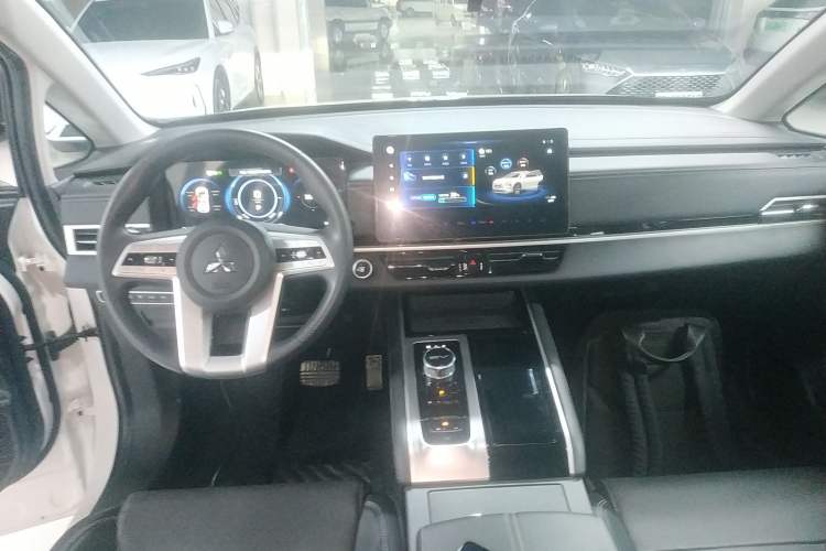 Used Mitsubishi AIRTREK 2022 Pioneer Edition
