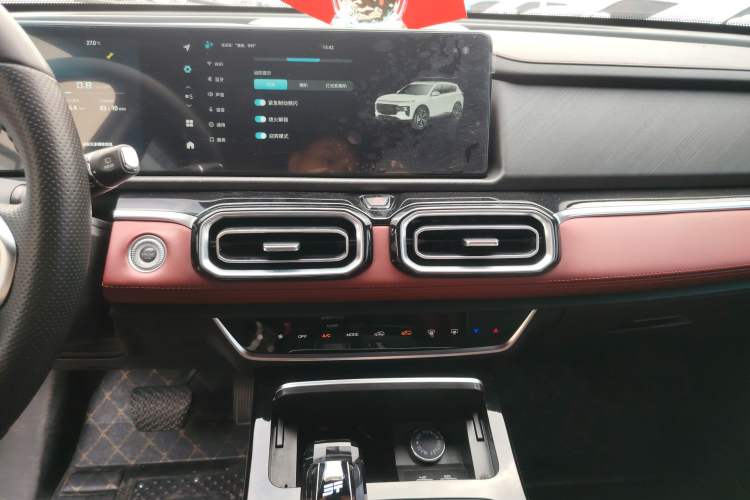 Used JETOUR X70 PLUS 2025 1.5T Elite Edition 7-Seater