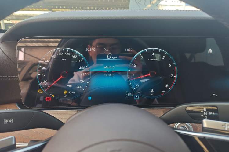 Used Mercedes-Benz E-Class 2021 Restyled E 300 L Luxury Edition Instrument Cluster