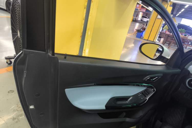 Used Chery New Energy Little Ant 2022 Sweet Pink Edition Full-Sugar Version 3-Cell Lithium 30kW 301km