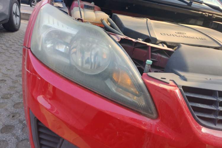 Used Ford Focus 2011 Sedan 1.8L Manual Comfort Model
