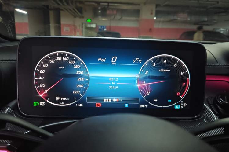 Used Mercedes-Benz C-Class 2023 Second Facelift C 260 L Starry Night Sports Edition
