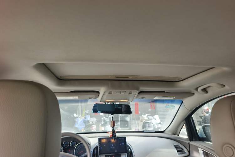 Used Buick GT 2012 GT 1.6L Manual Entry-Level Model Headliner