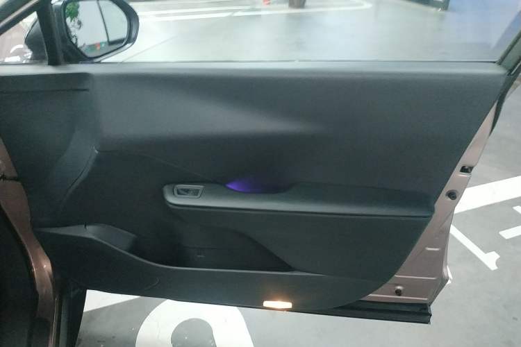 Used Toyota bZ3 2023 616 km Long-Range Premium
