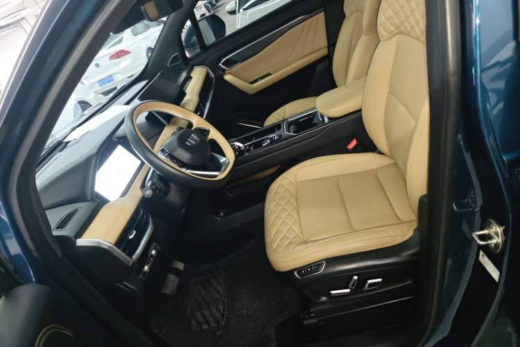 Used Geely Auto Haoyue L 2023 2.0T DCT Flagship Version
