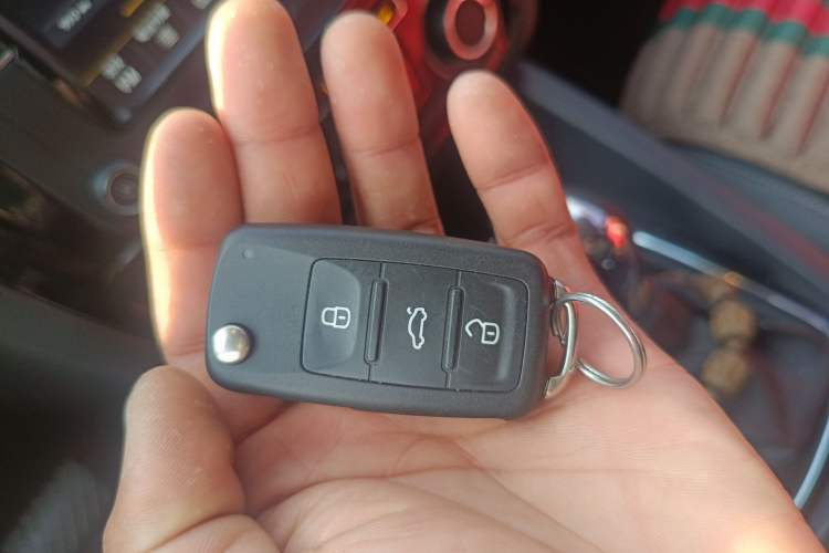 Used Volkswagen Sagitar 2017 230TSI Automatic Comfort Version
