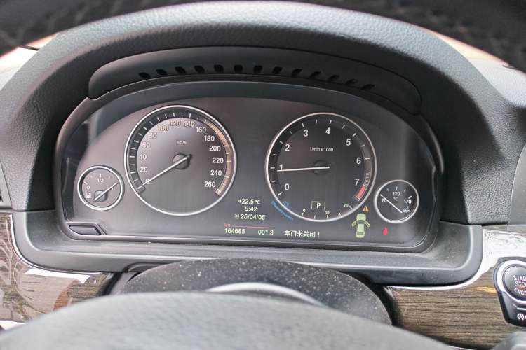 Used BMW 5 Series 2014 525Li Luxury Design Package