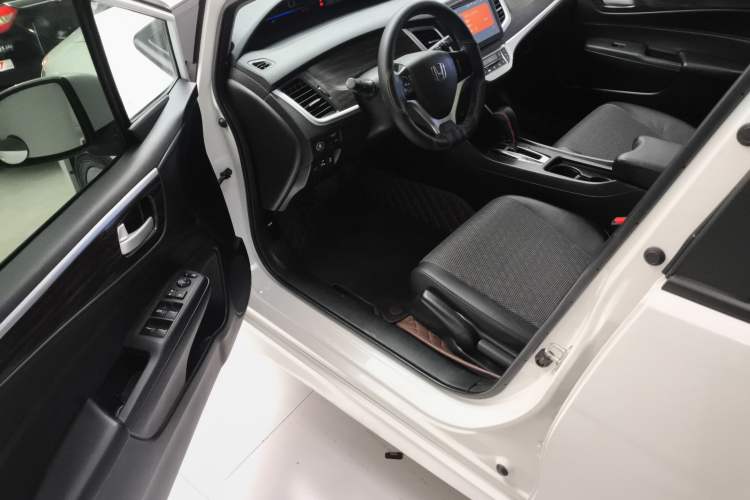 Used Honda Jade 2020 1.8L automatic Comfort version
