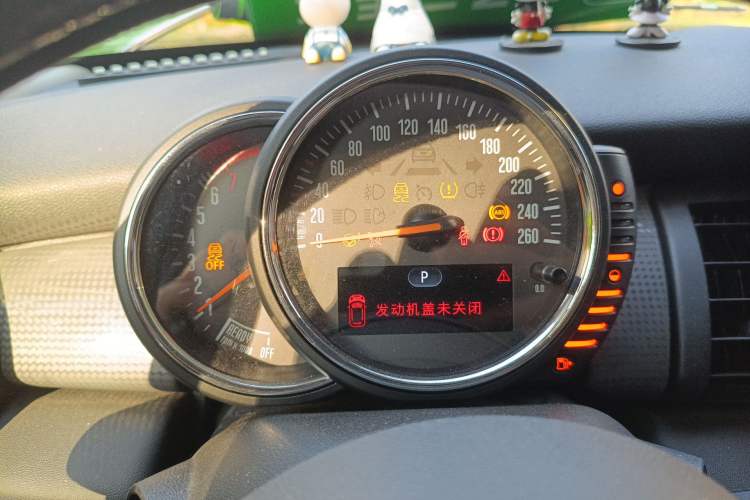 Used MINI 2016 1.5T COOPER Five-Door Edition Instrument Cluster