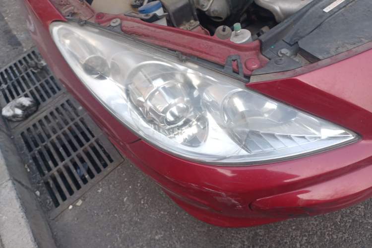Used Peugeot 307 2013 Hatchback 1.6L Automatic Comfort Edition Right Front Headlight