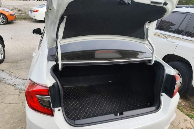 Used Honda Greiz 2016 1.5L CVT Fashion Edition
