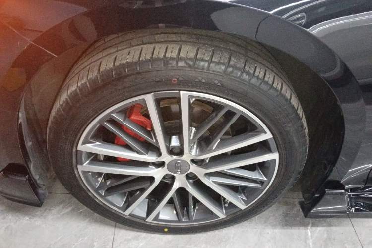 Used Geely Auto Preface 2023 1.5TD Kunlun Edition Left Front Wheel Hub